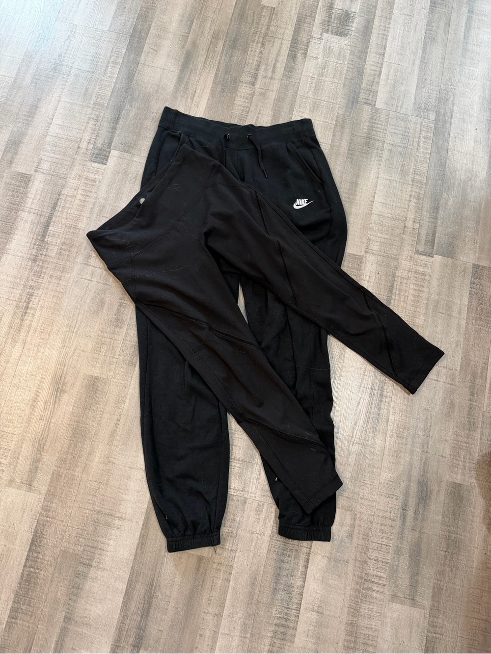 Women’s Small Nike Joggers & Yogalicious Leggings Black Athletic Pants 2-Piece